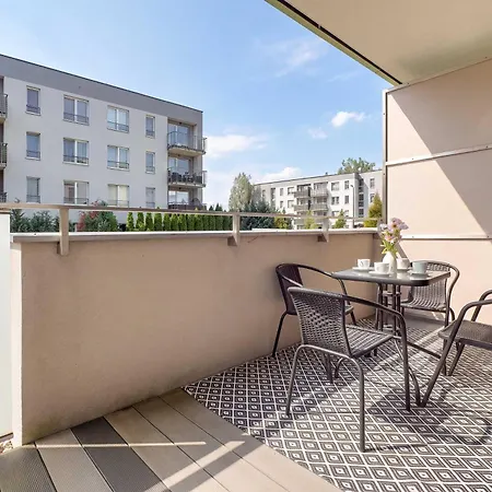 Apartment Przestronny Apartament Z Tarasem Lodz Borowieckiego 1 By Heyrent