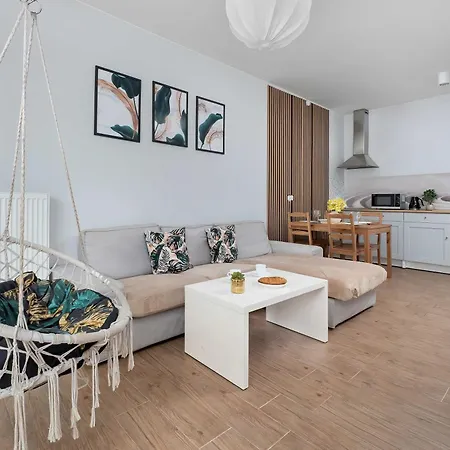 Przestronny Apartament Z Tarasem Lodz Borowieckiego 1 By Heyrent Lodz