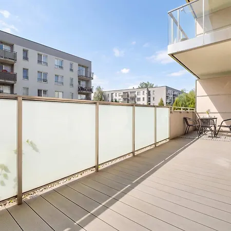 Przestronny Apartament Z Tarasem Lodz Borowieckiego 1 By Heyrent * Lodz